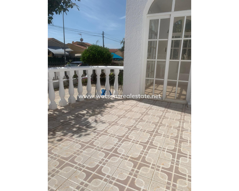 Resale - Detached - Urb. La Marina