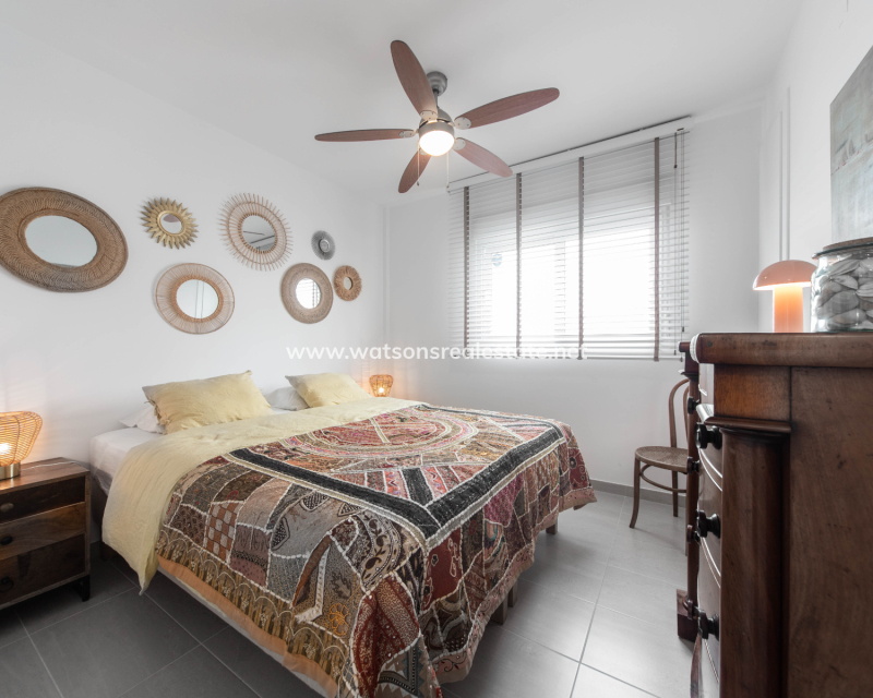 Resale - Detached - Urb. La Marina