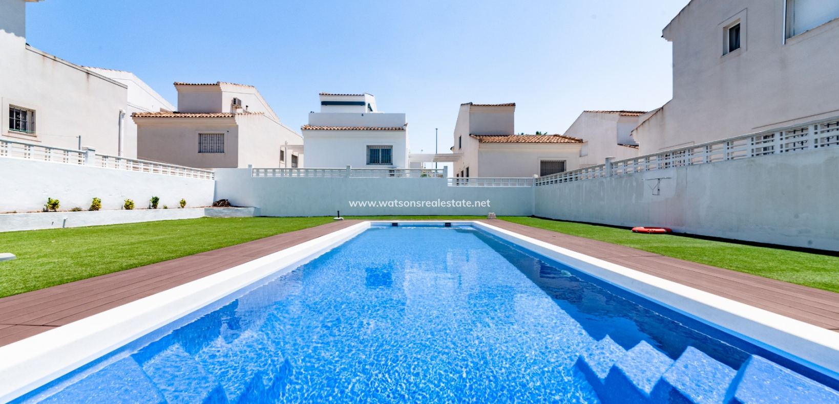 Resale - Detached - Urb. La Marina