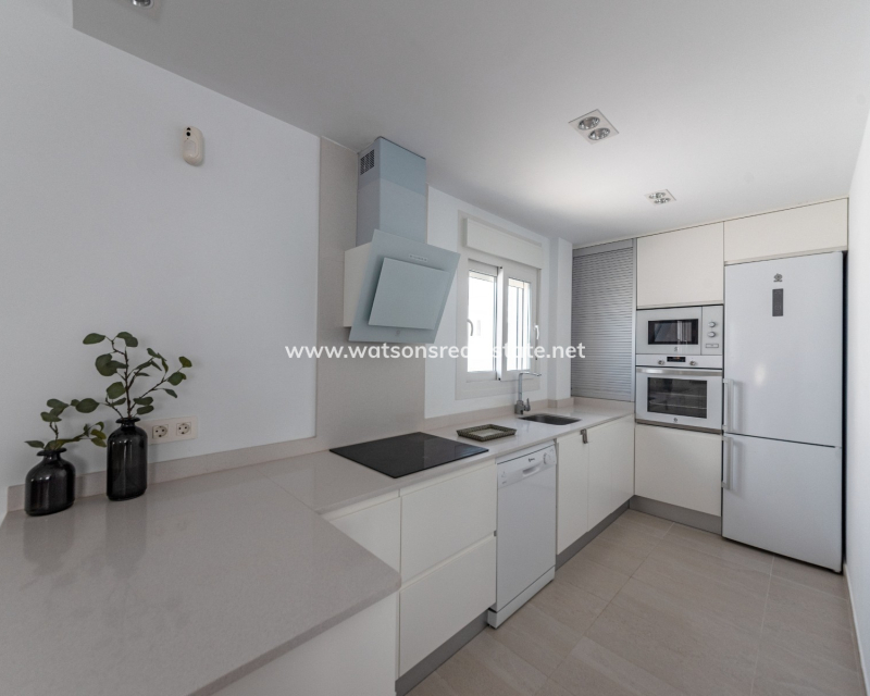 Resale - Detached - Urb. La Marina