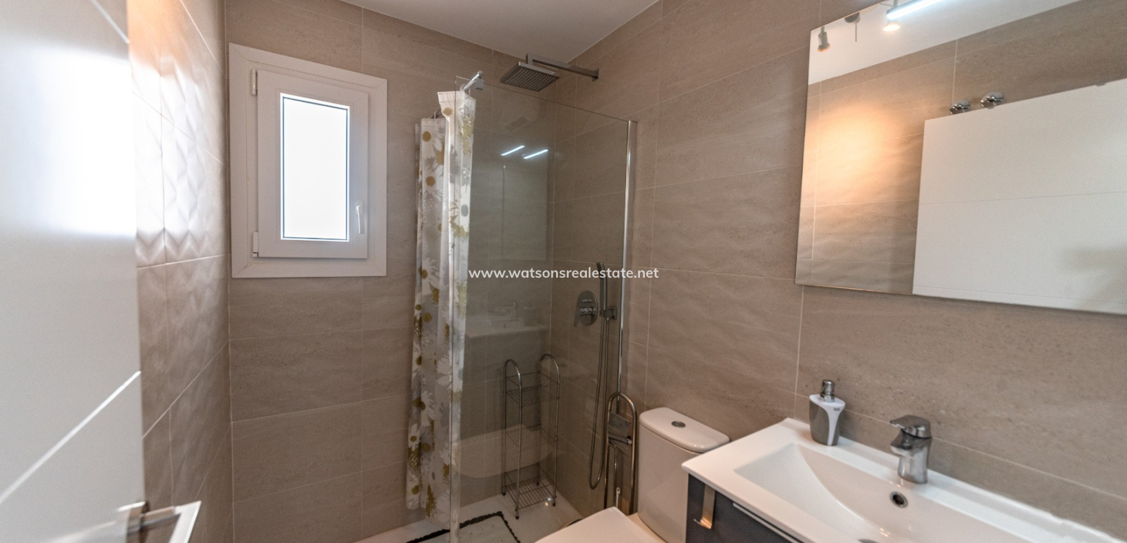 Resale - Detached - Urb. La Marina