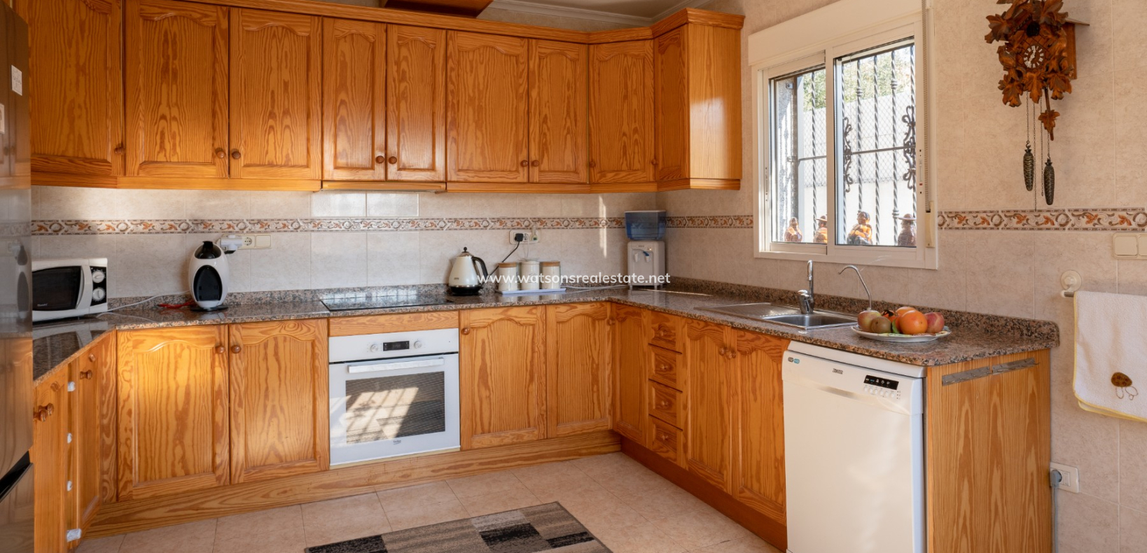 Resale - Detached - Urb. La Marina
