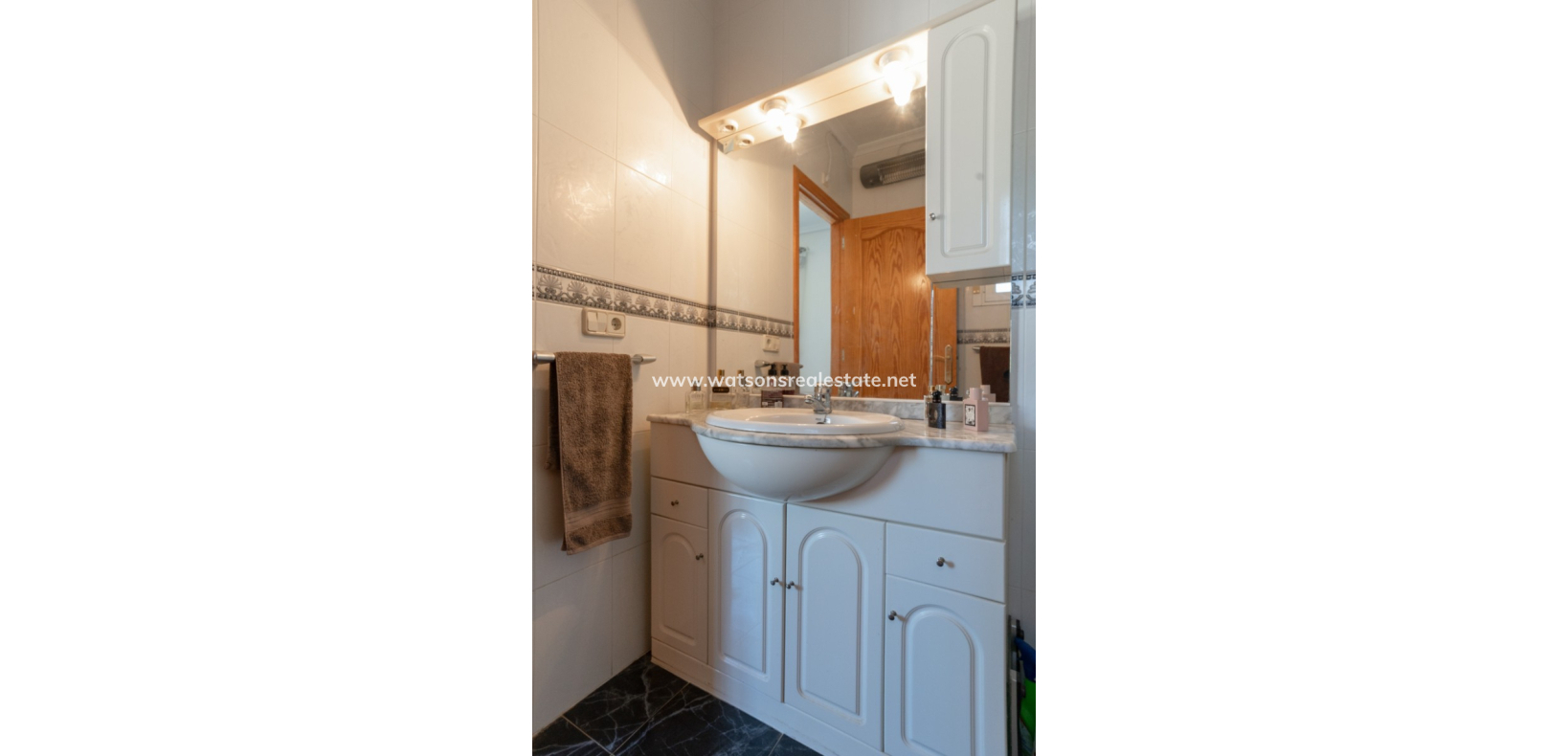 Resale - Detached - Urb. La Marina