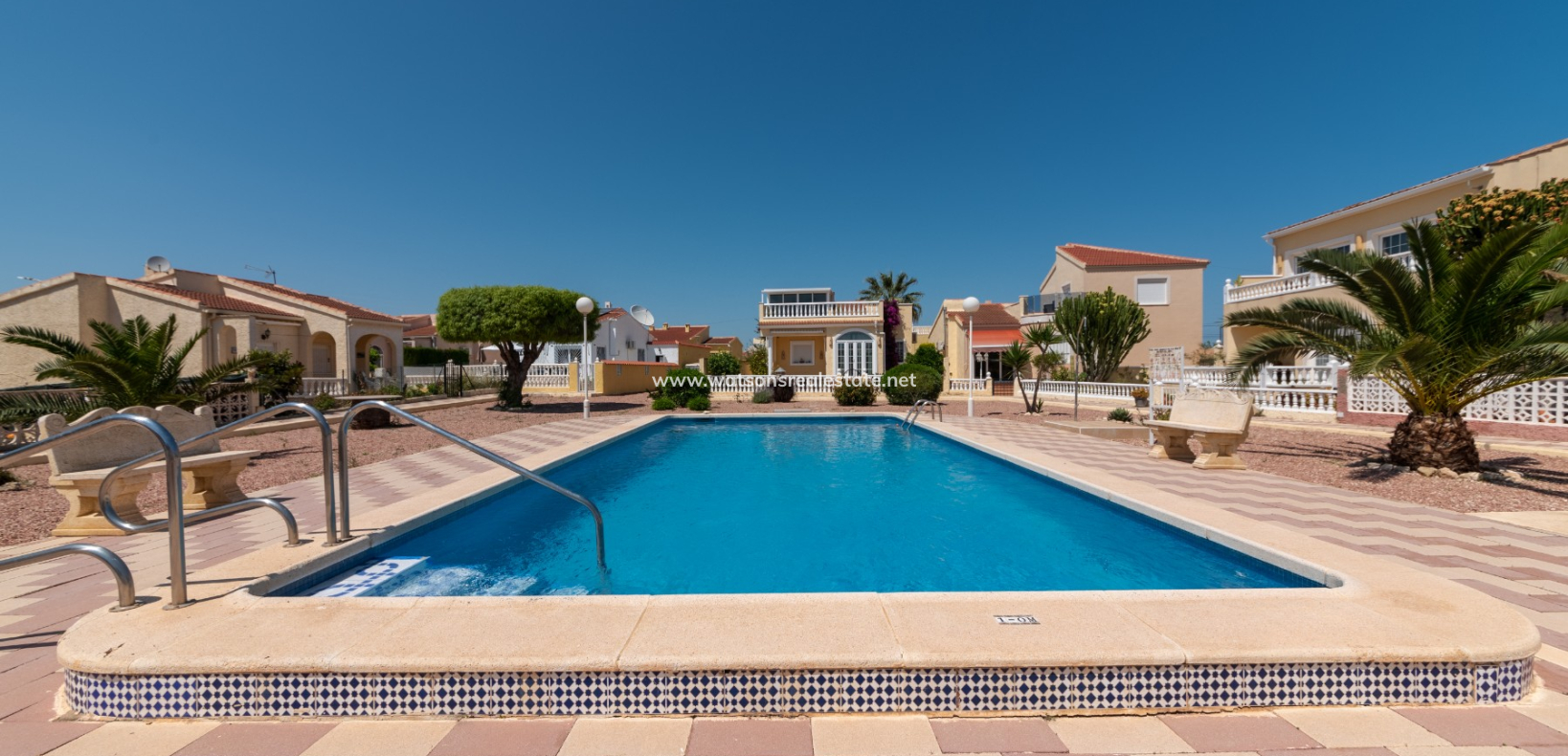 Resale - Detached - Urb. La Marina