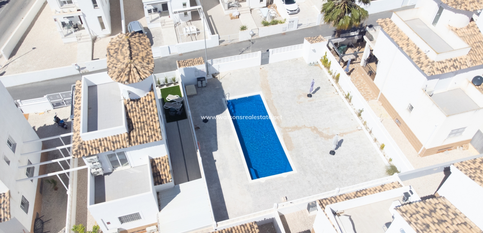 Resale - Detached - Urb. La Marina