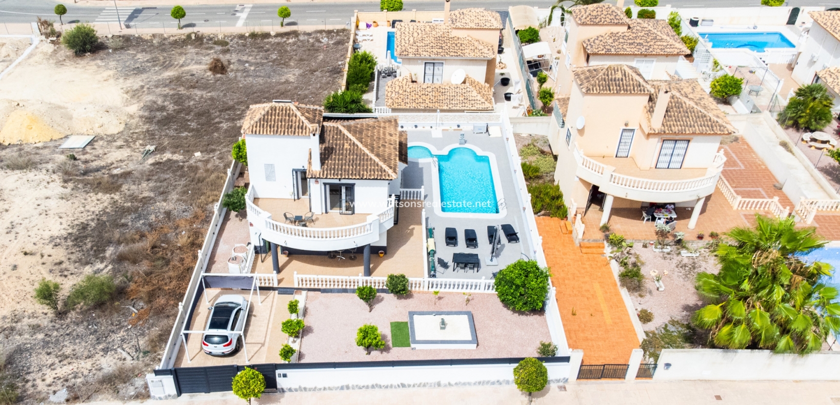 Resale - Detached - Urb. La Marina