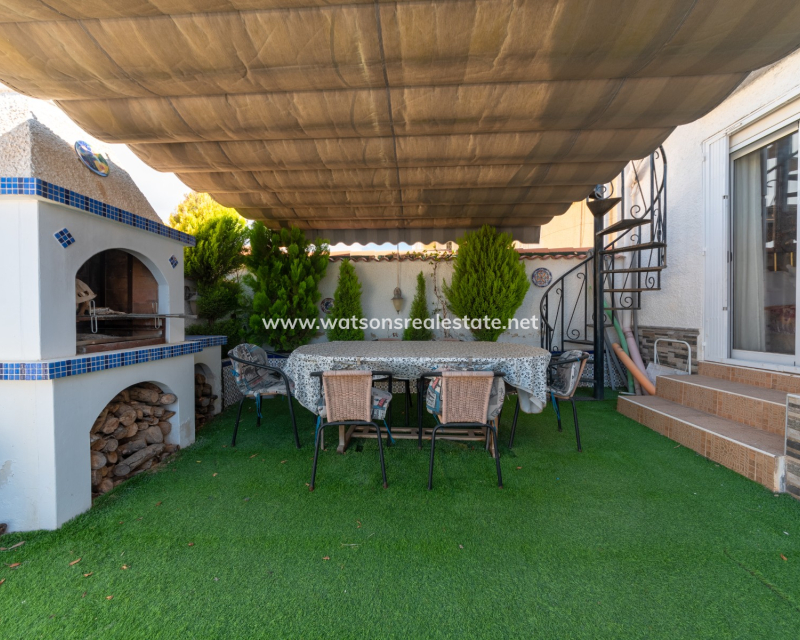 Resale - Detached - Urb. La Marina