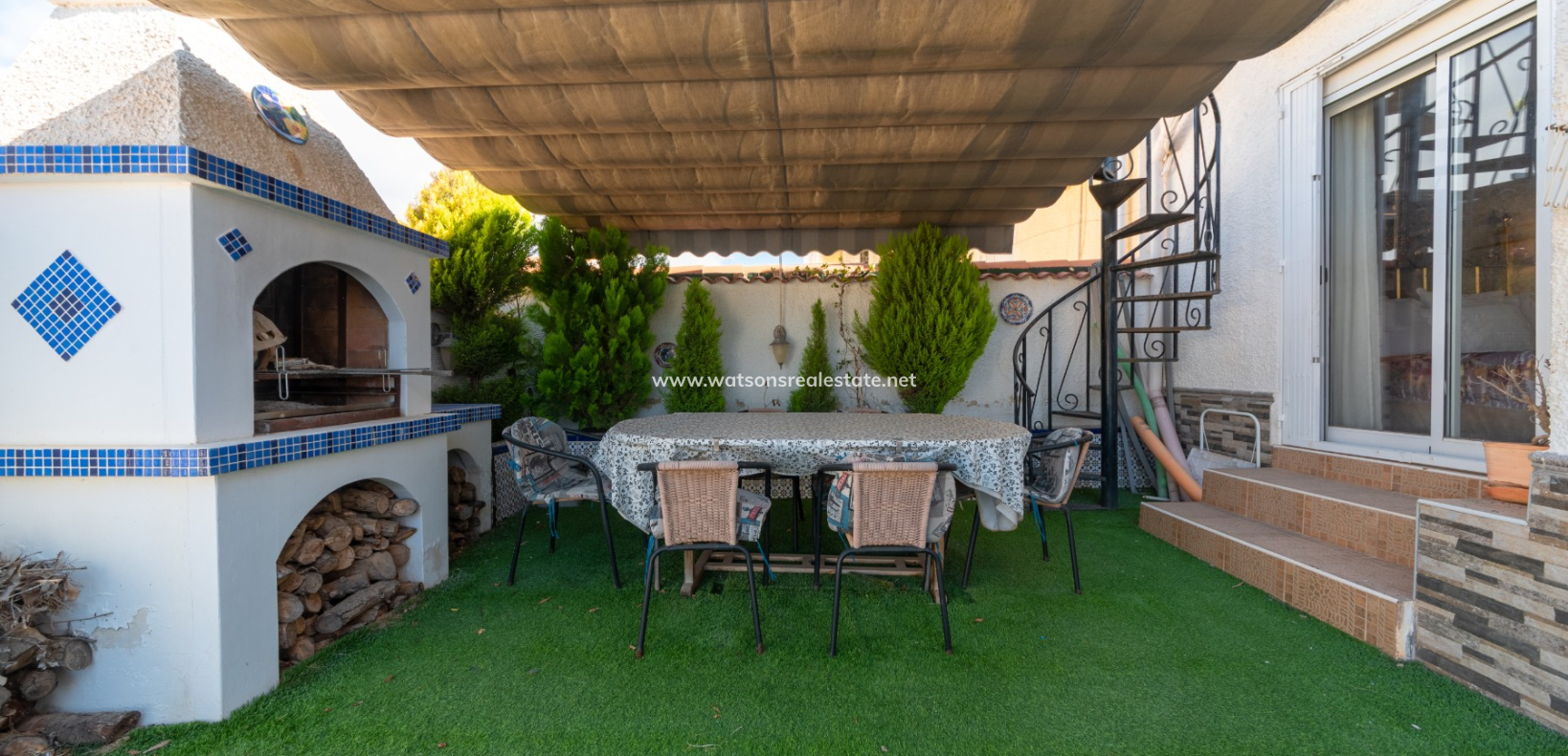 Resale - Detached - Urb. La Marina