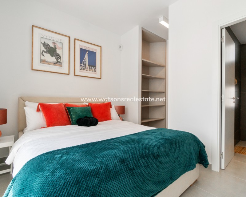 Resale - Detached - Urb. La Marina