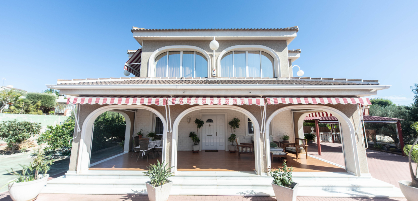Resale - Detached - Urb. La Marina