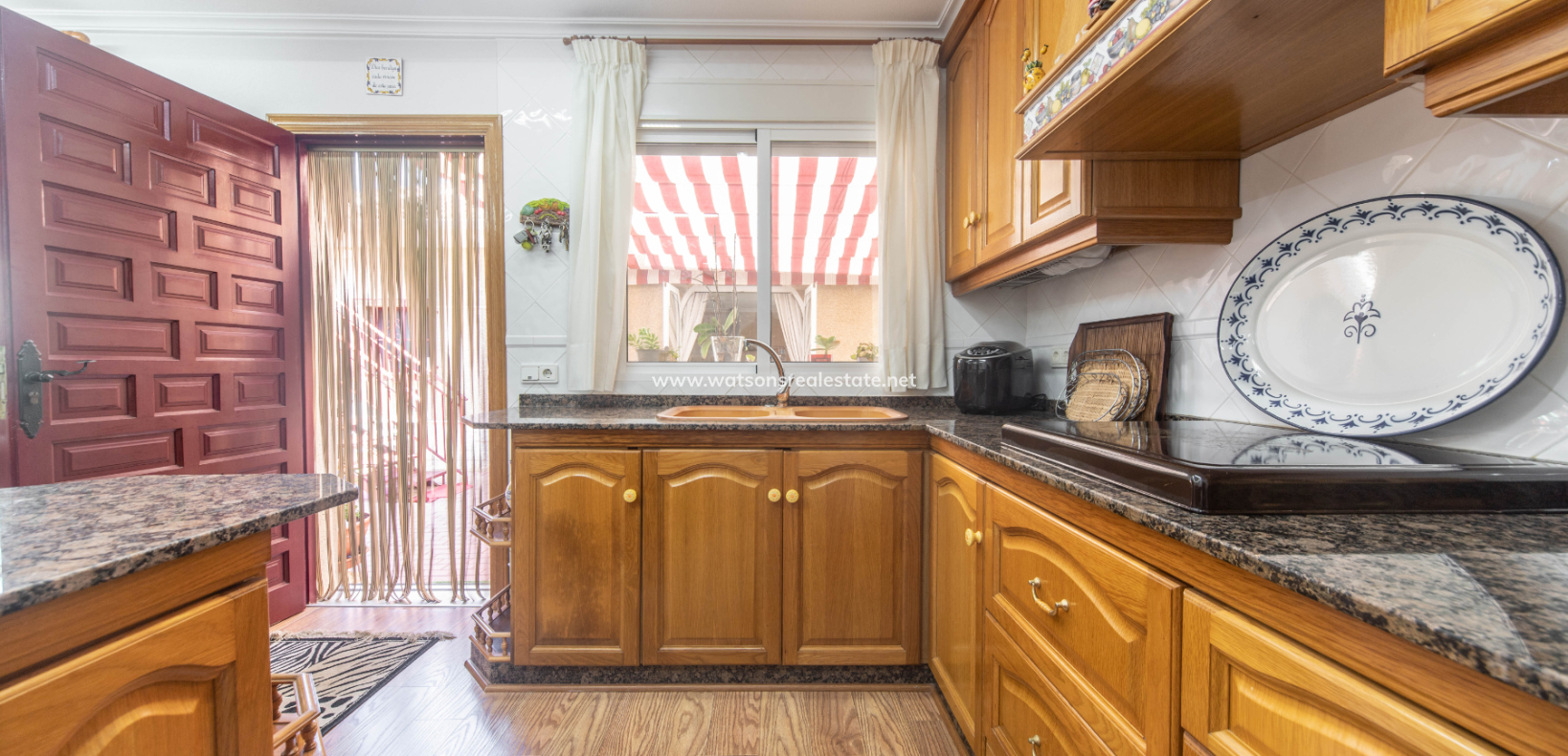 Resale - Detached - Urb. La Marina