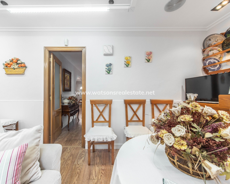 Resale - Detached - Urb. La Marina