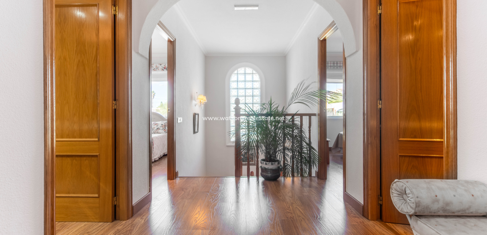 Resale - Detached - Urb. La Marina