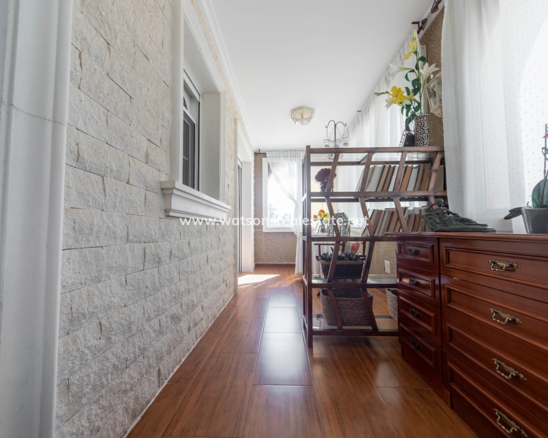 Resale - Detached - Urb. La Marina