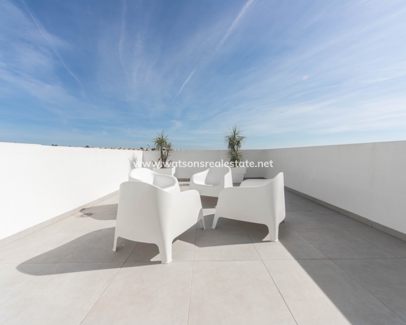 Resale - Detached - Urb. La Marina