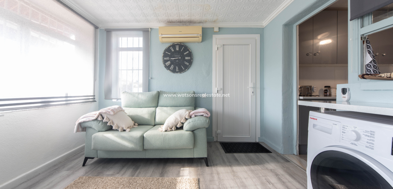 Resale - Detached - Urb. La Marina