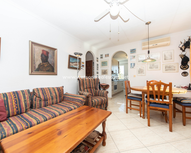 Resale - Detached - Urb. La Marina
