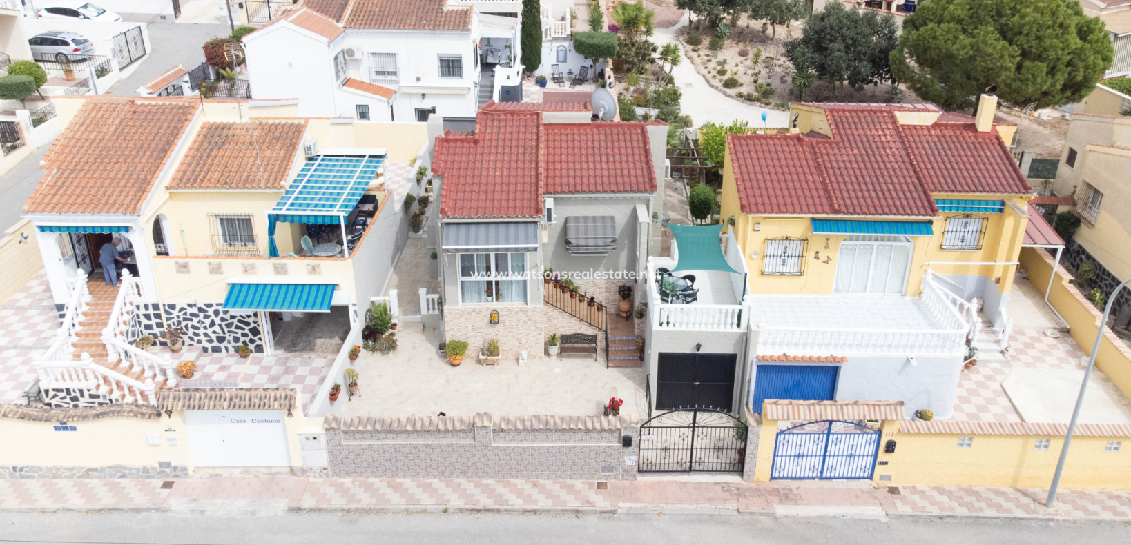 Resale - Detached - Urb. La Marina