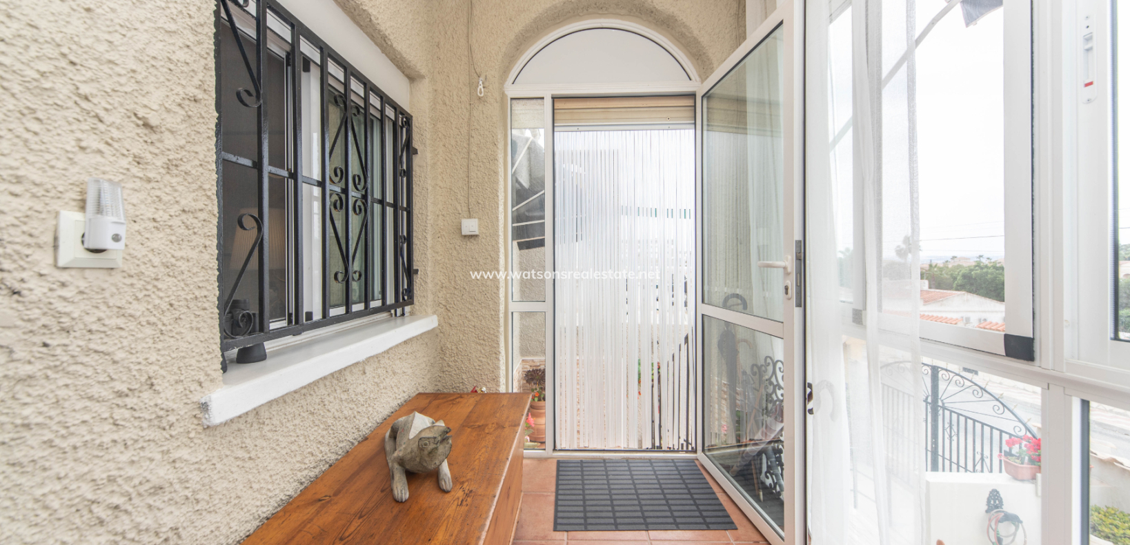Resale - Detached - Urb. La Marina