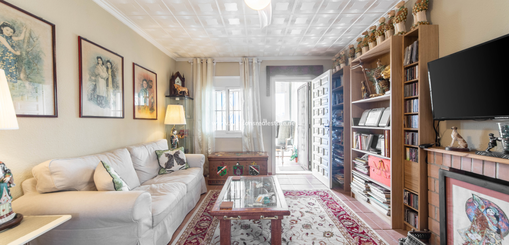 Resale - Detached - Urb. La Marina