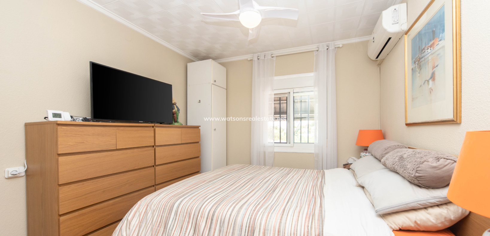 Resale - Detached - Urb. La Marina