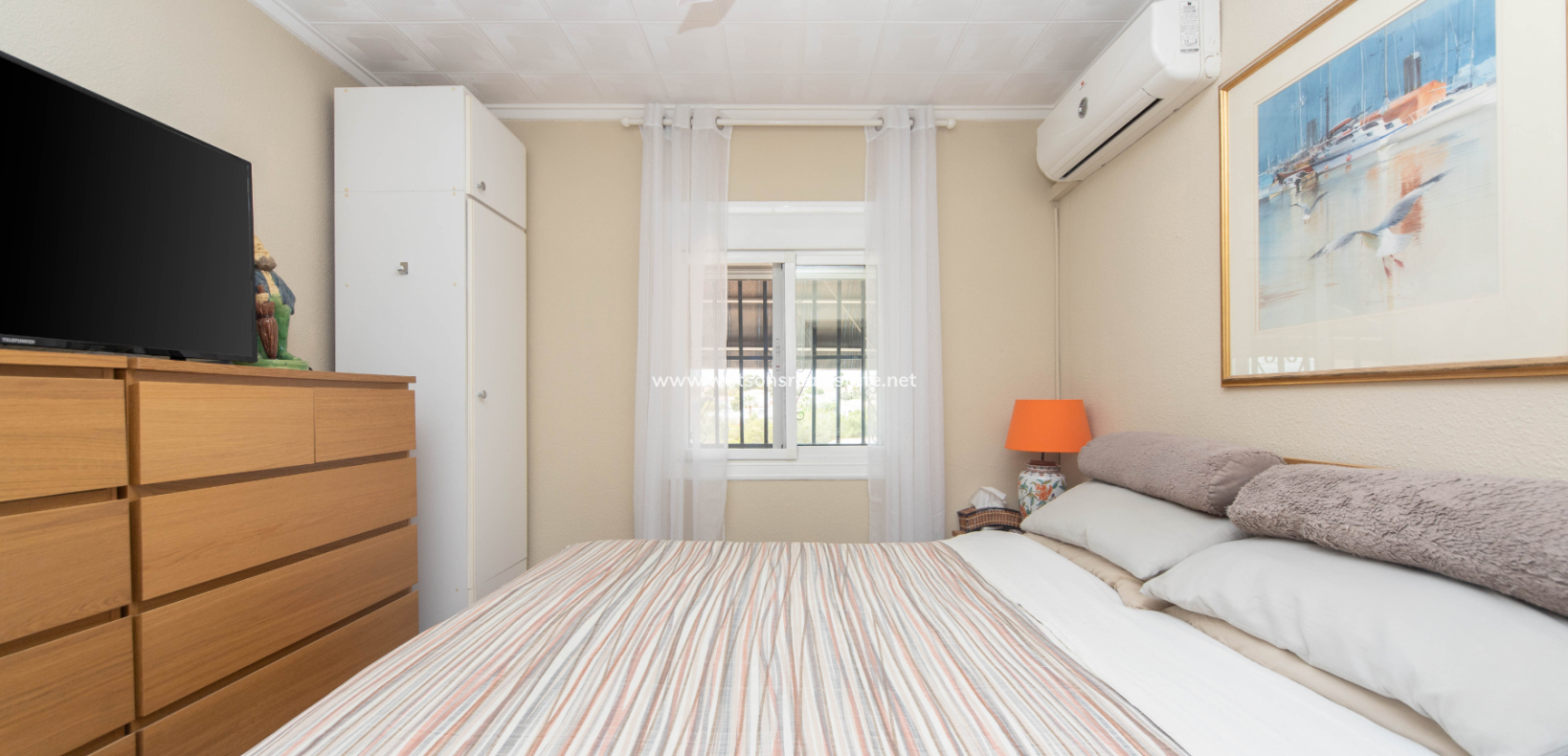 Resale - Detached - Urb. La Marina