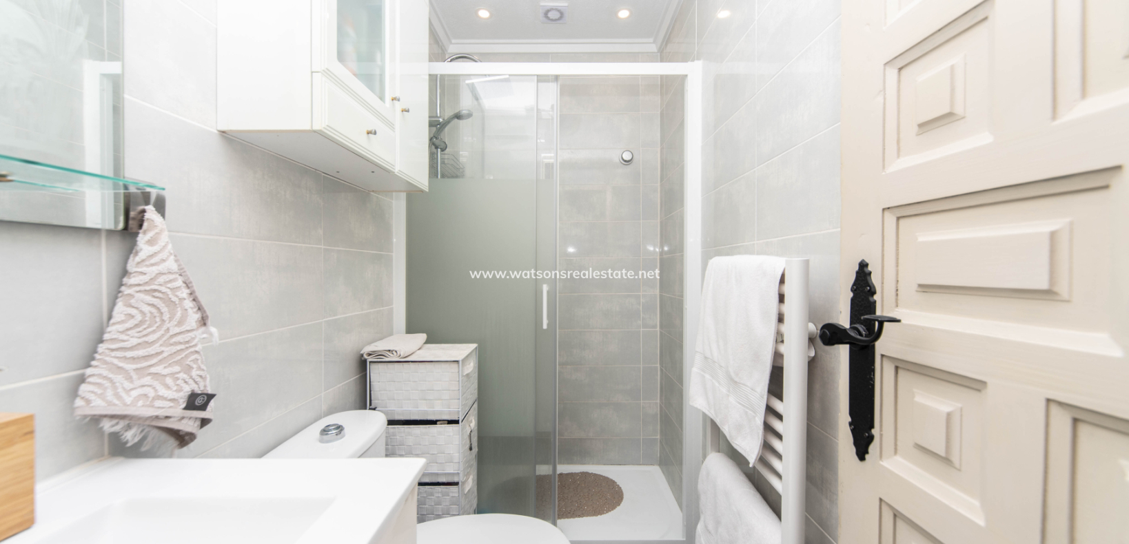 Resale - Detached - Urb. La Marina