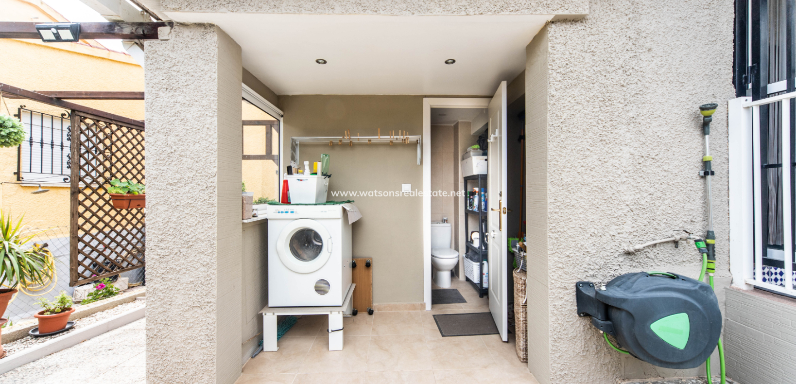 Resale - Detached - Urb. La Marina