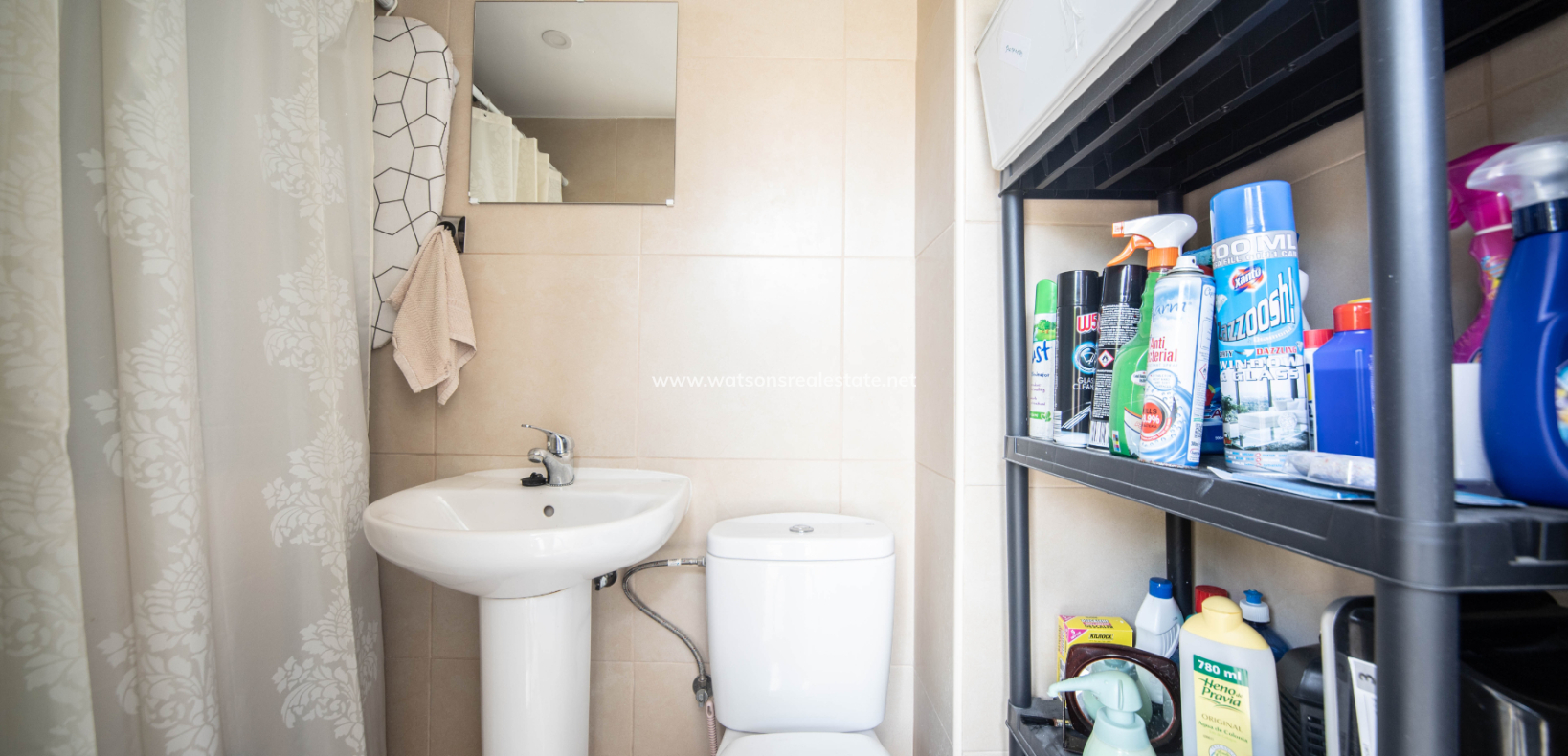 Resale - Detached - Urb. La Marina