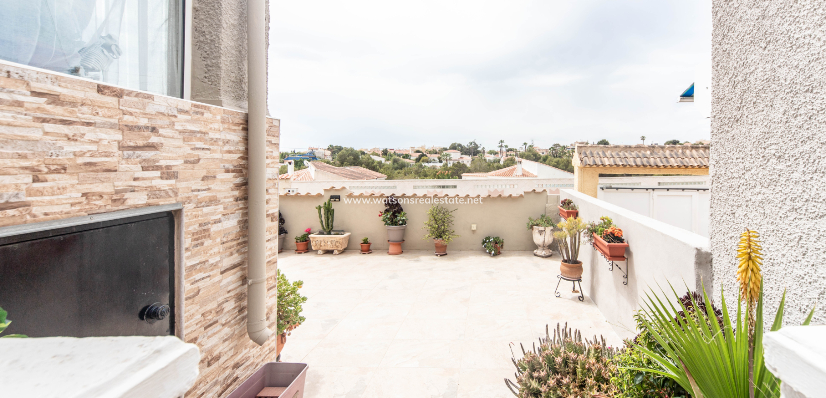 Resale - Detached - Urb. La Marina