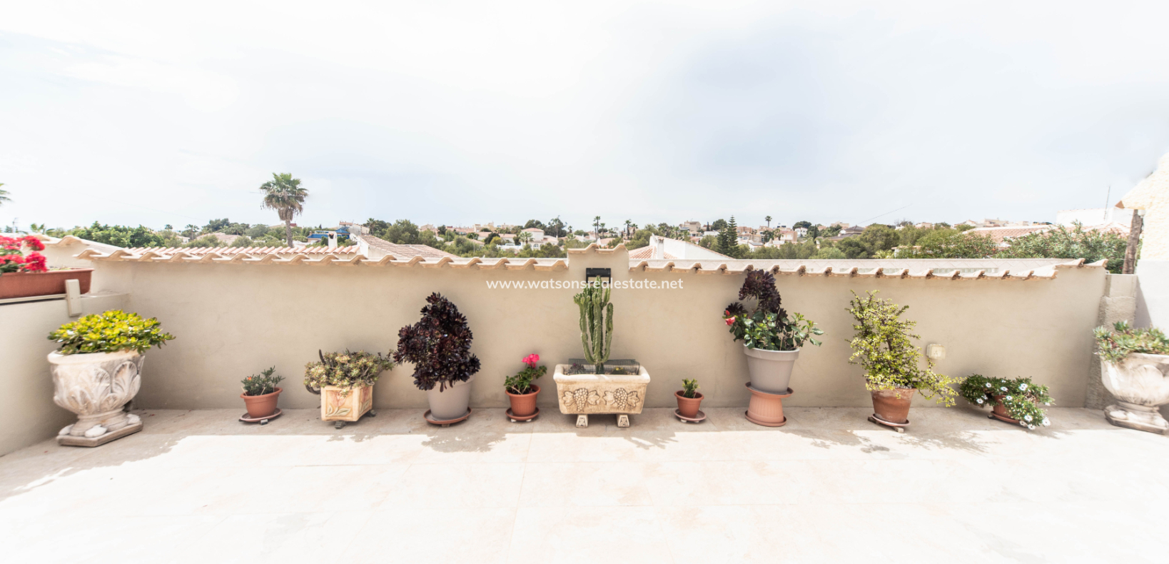 Resale - Detached - Urb. La Marina