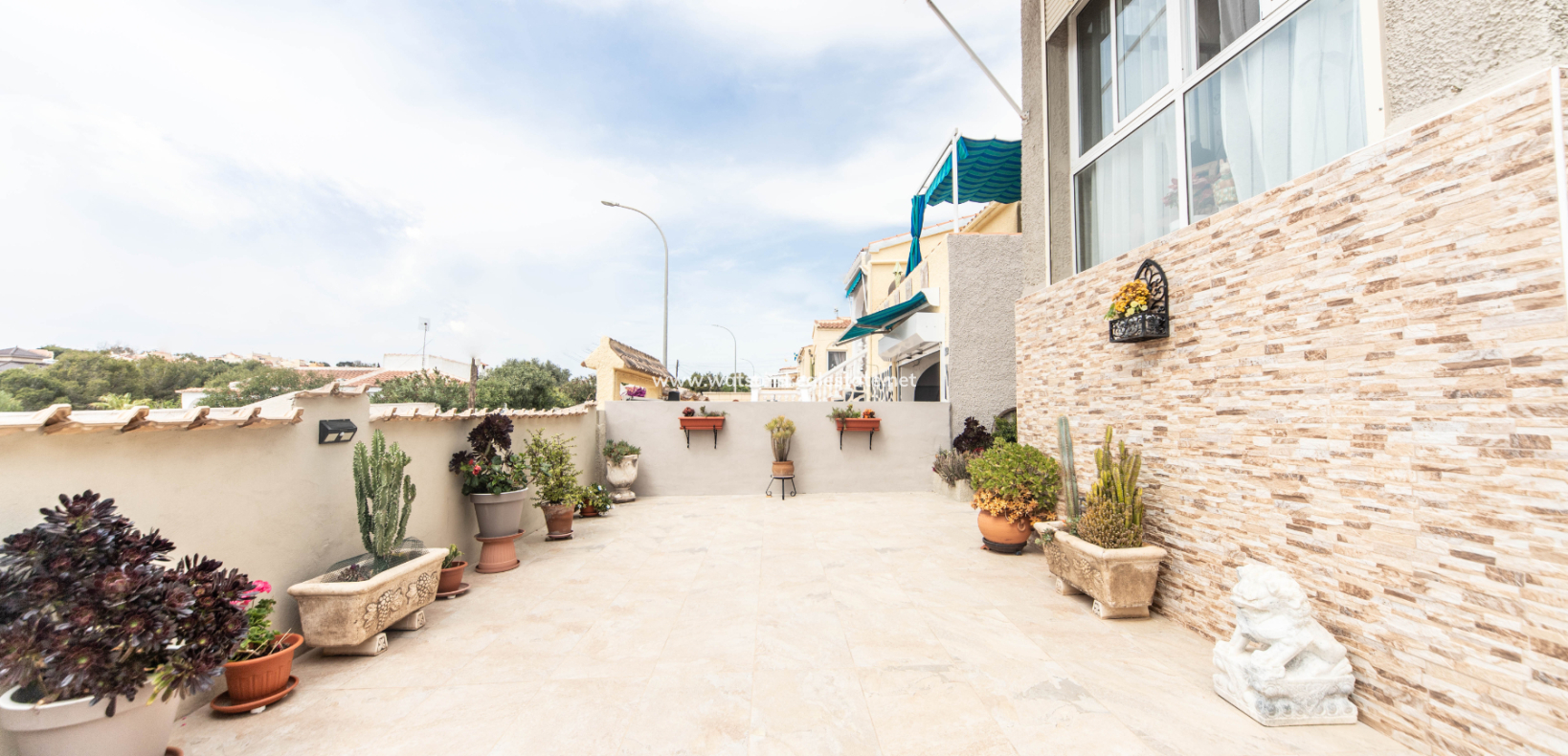 Resale - Detached - Urb. La Marina