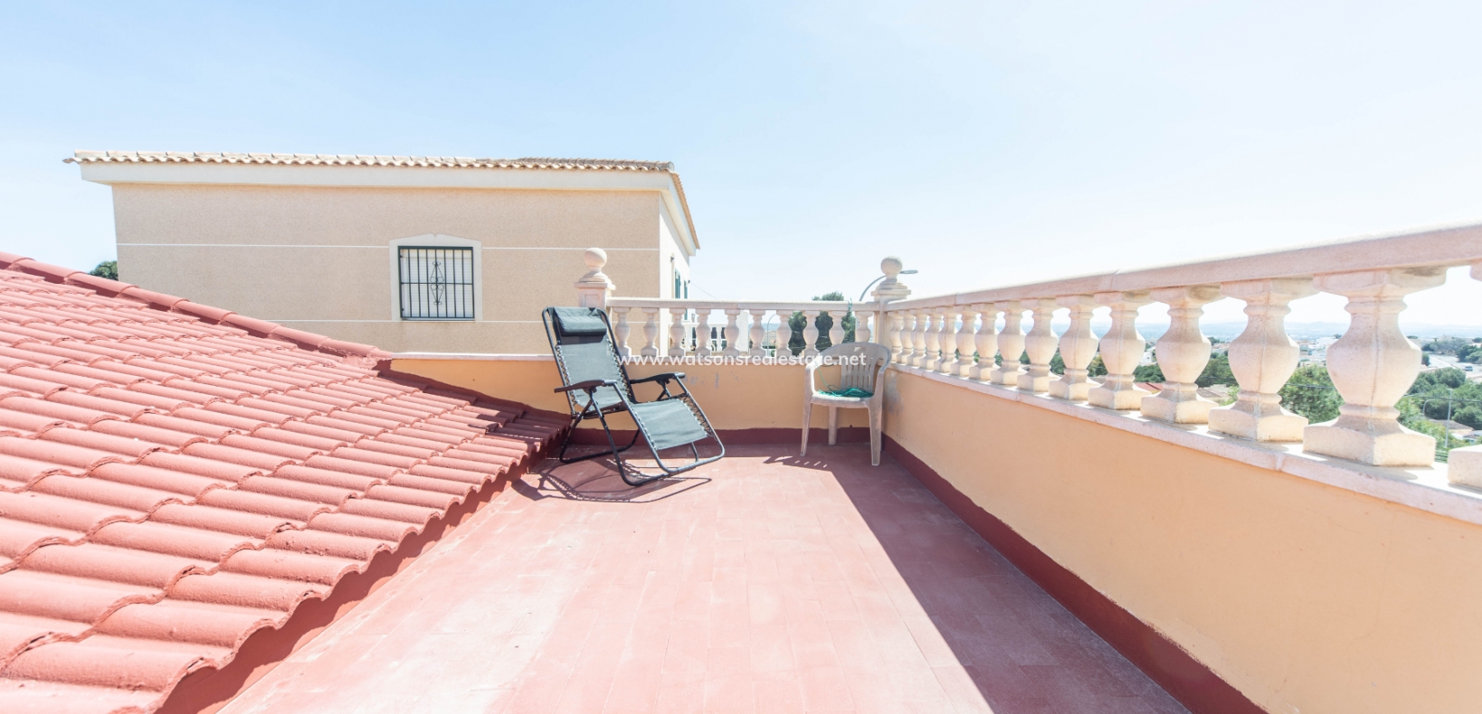 Resale - Detached - Urb. La Marina