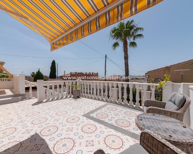 Resale - Detached - Urb. La Marina