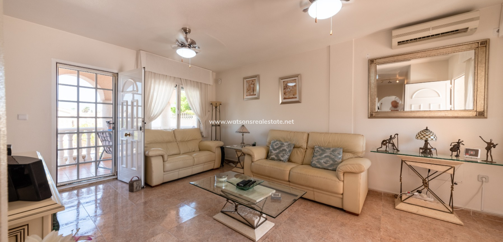 Resale - Detached - Urb. La Marina