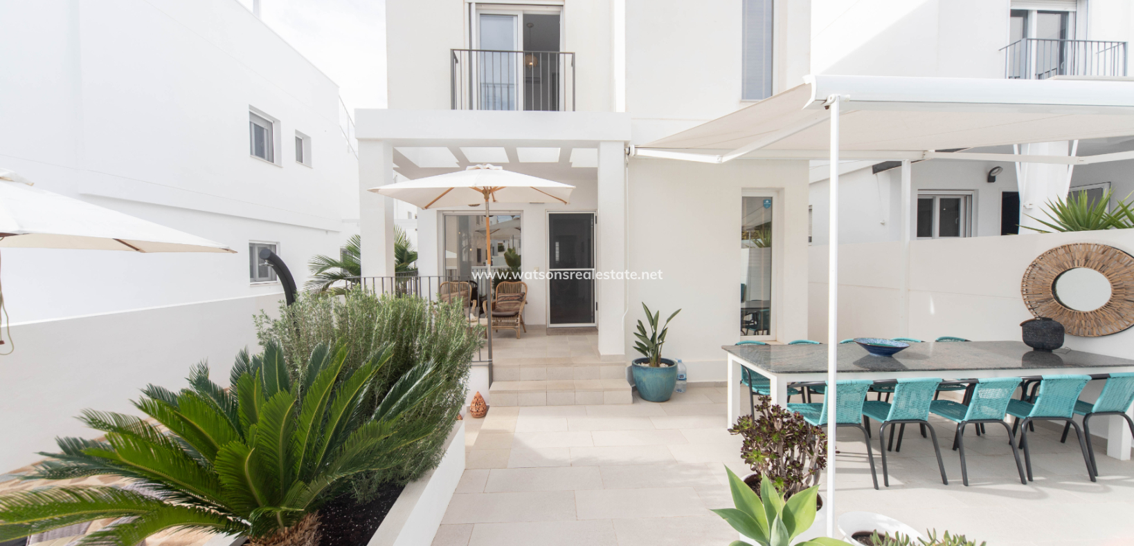 Resale - Detached - Urb. La Marina