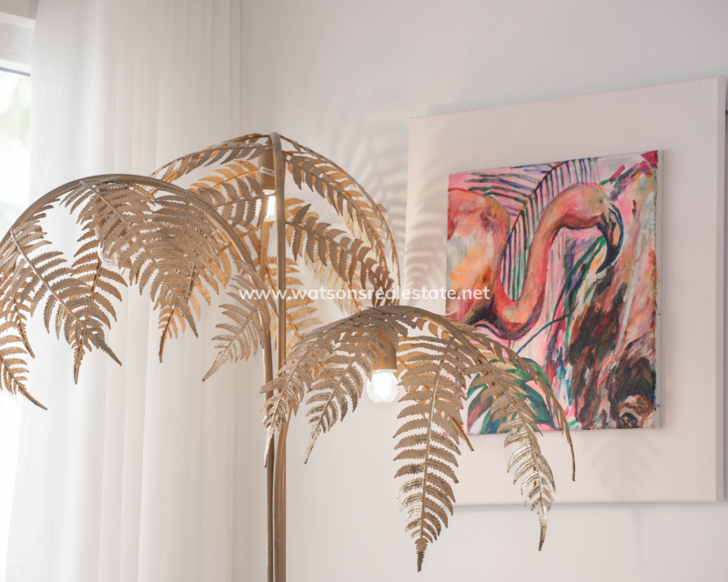 Resale - Detached - Urb. La Marina