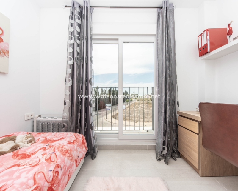 Resale - Detached - Urb. La Marina