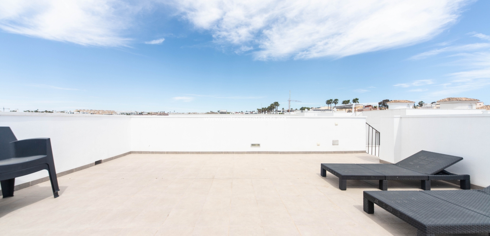 Resale - Detached - Urb. La Marina