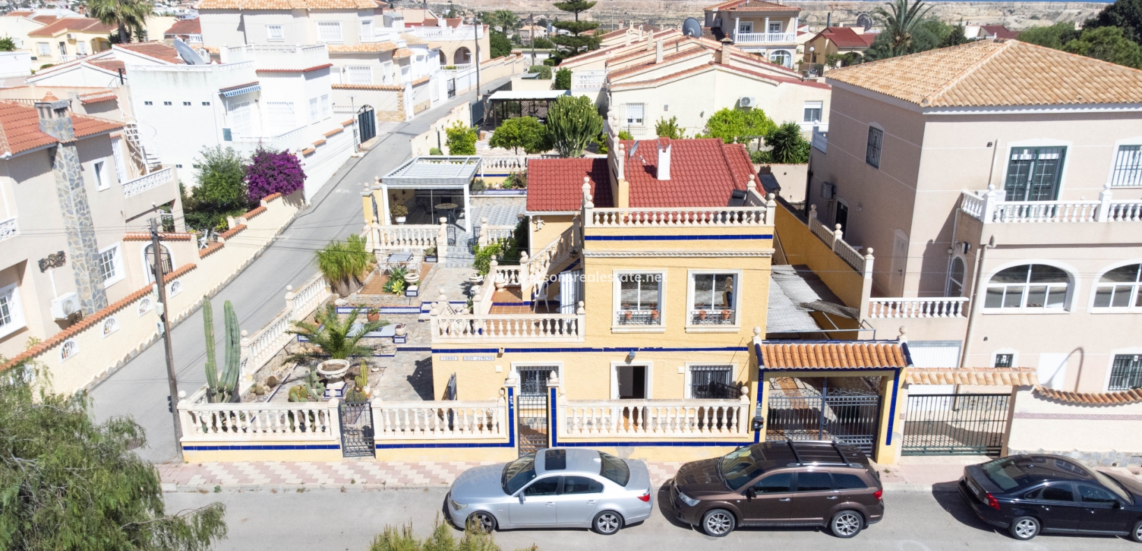 Resale - Detached - Urb. La Marina