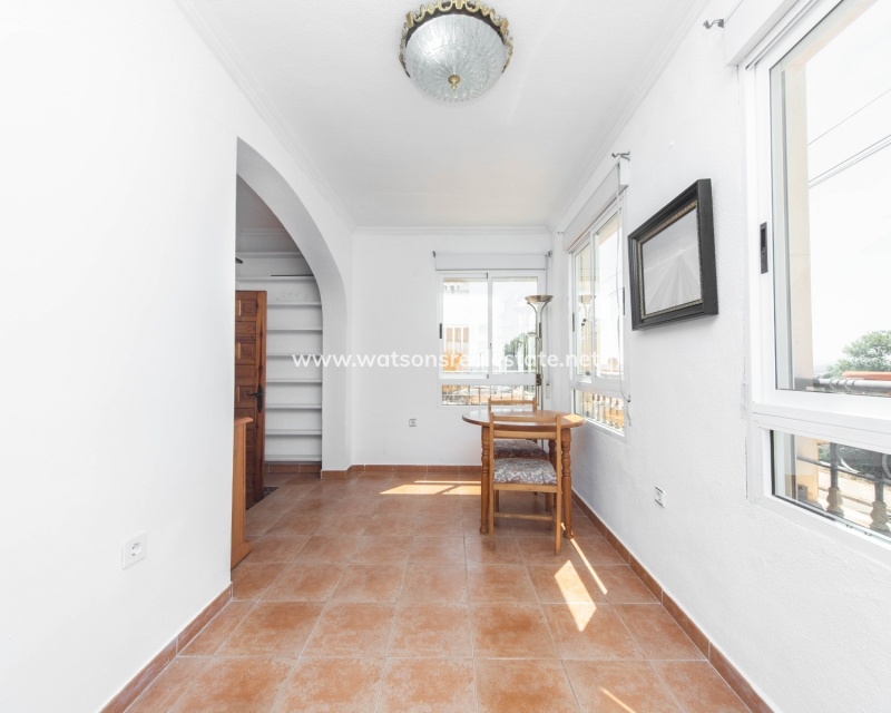 Resale - Detached - Urb. La Marina