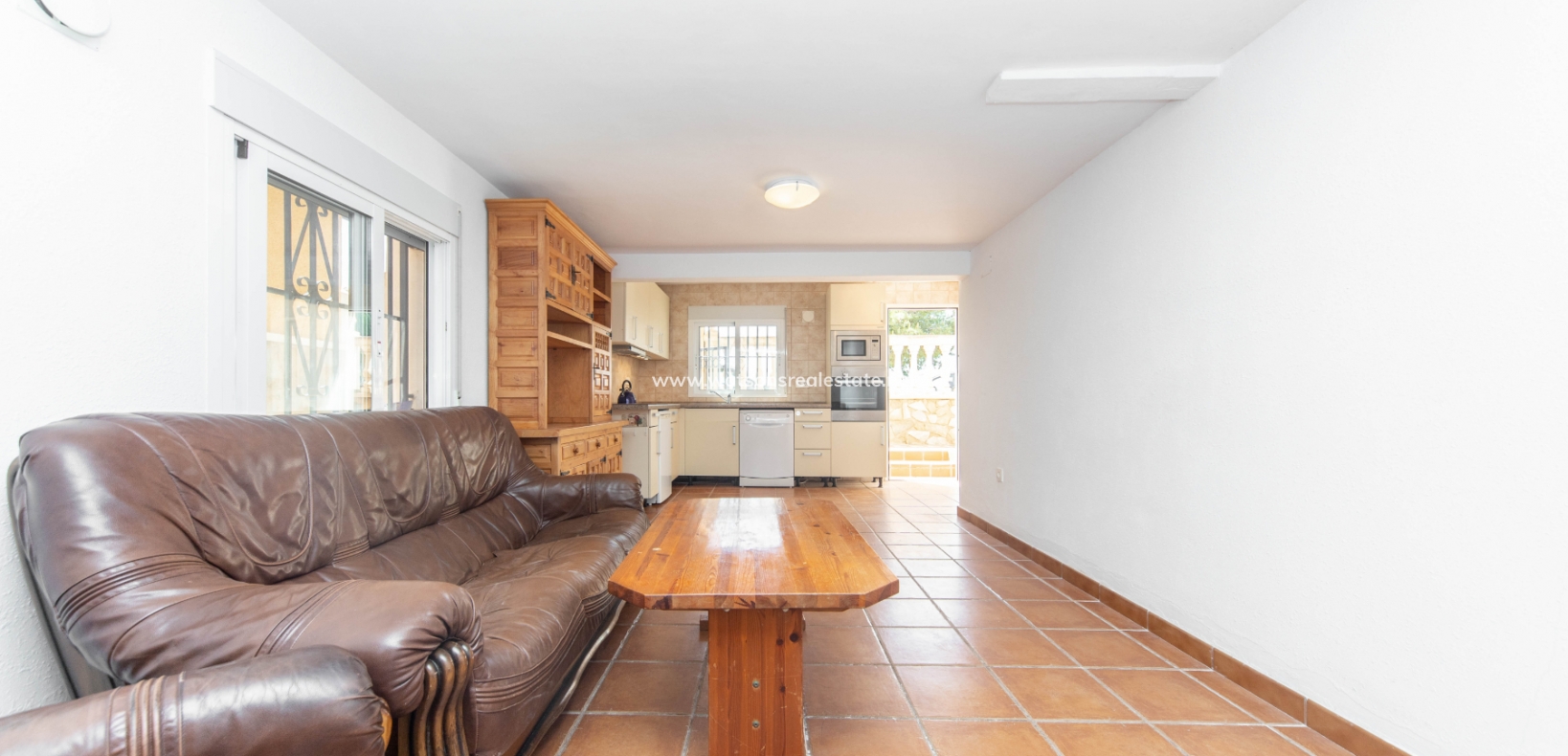 Resale - Detached - Urb. La Marina