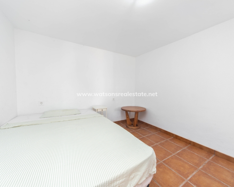 Resale - Detached - Urb. La Marina