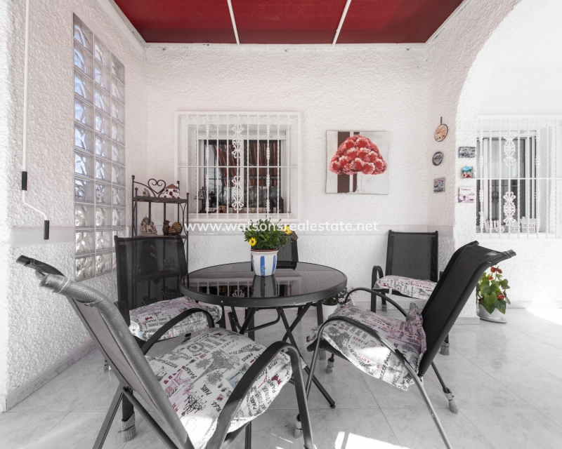 Resale - Detached - Urb. La Marina