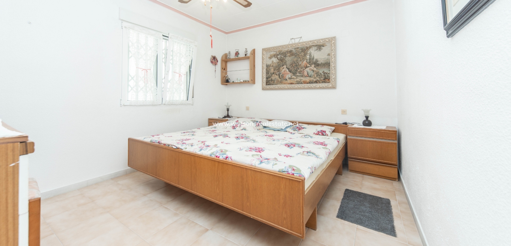 Resale - Detached - Urb. La Marina