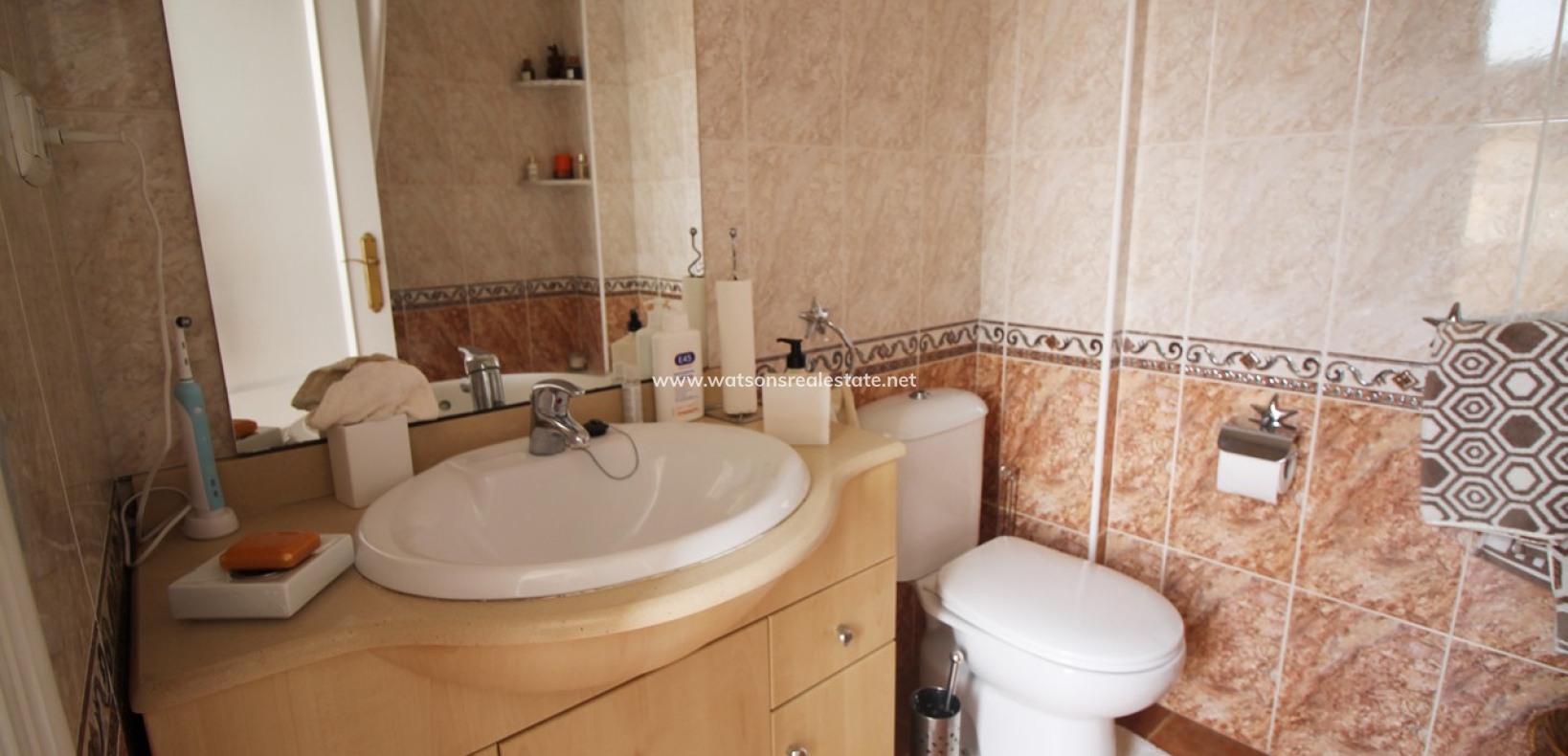 Resale - Detached - Urb. La Marina
