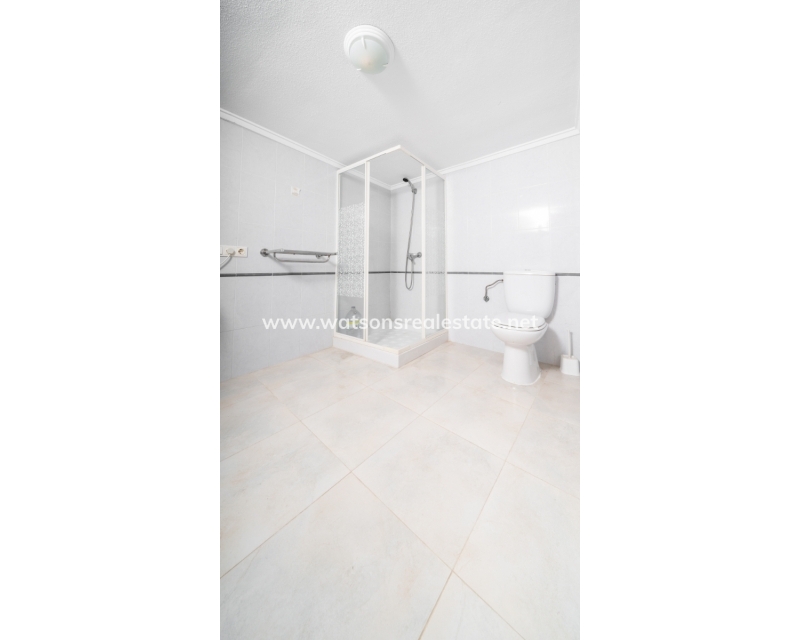 Resale - Detached - Urb. La Marina