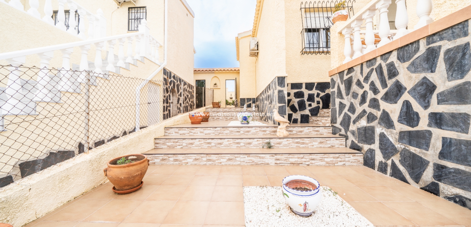 Resale - Detached - Urb. La Marina