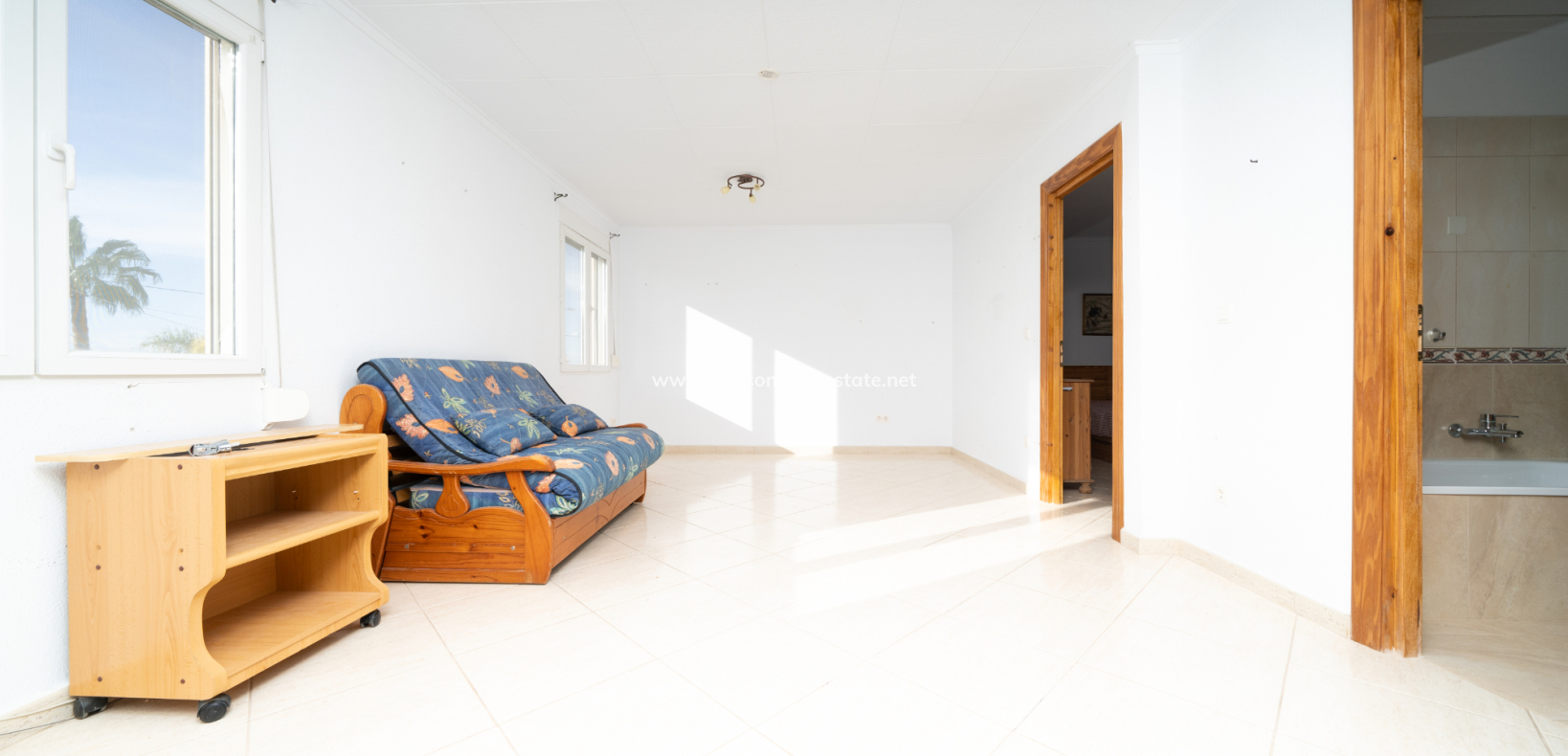 Resale - Detached - Urb. La Marina