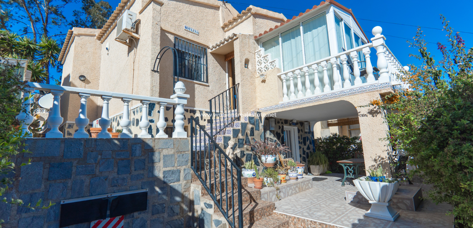 Resale - Detached - Urb. La Marina